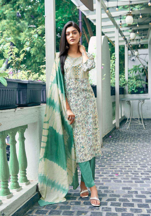 Made to Fit, Styled to Shine
Tailored cotton suits in beautiful prints and rich handwork – elevate your everyday 🌸👚